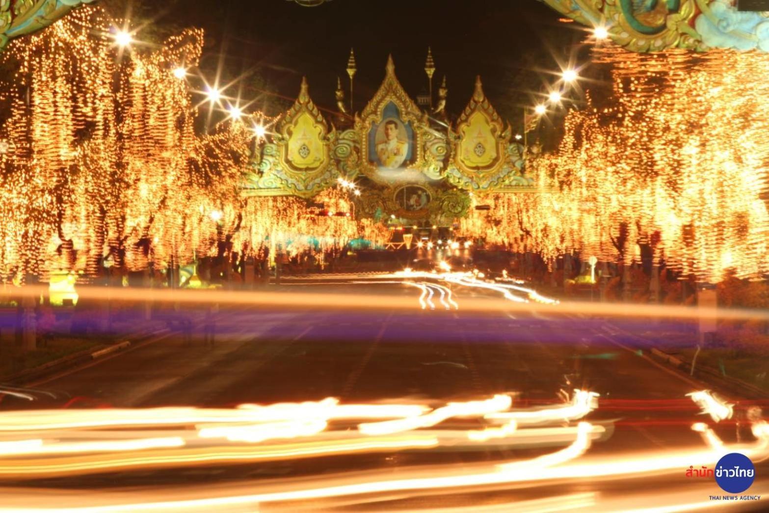 โกอินน์ สีลม - สถานีรถไฟฟ้าเซนต์หลุยส์ Go Inn Silom - Bts Saint Louis Bangkok Esterno foto